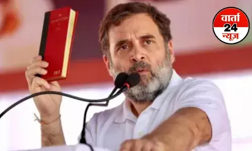 कर्नाटक में राहुल गांधी ने चुनाव आयोग को फिर ललकारा! कहा-एक वोटर कई बार वोट दे रहा है, आपको विपक्ष का सामना करना पड़ेगा... कर्नाटक में राहुल गांधी ने चुनाव आयोग को फिर ललकारा! कहा-एक वोटर कई बार वोट दे रहा है, आपको विपक्ष का सामना करना पड़ेगा...