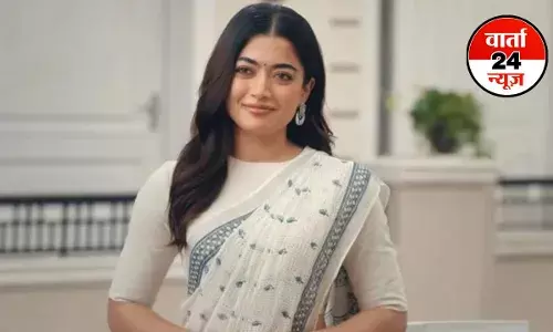 सोशल मीडिया पर छाई रश्मिका मंदाना की नई तस्वीर! फैंस ने कहा क्या एक्ट्रेस पालिटिक्स में रख रही कदम? सोशल मीडिया पर छाई रश्मिका मंदाना की नई तस्वीर! फैंस ने कहा क्या एक्ट्रेस पालिटिक्स में रख रही कदम?