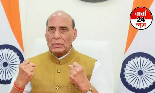 राजनाथ सिंह ने दी रायसेन को बड़ी सौगात! शीघ्र तैयार होगी BEML रेल कोच फैक्ट्री, इतने हजार लोगों को मिलेगा रोजगार राजनाथ सिंह ने दी रायसेन को बड़ी सौगात! शीघ्र तैयार होगी BEML रेल कोच फैक्ट्री, इतने हजार लोगों को मिलेगा रोजगार