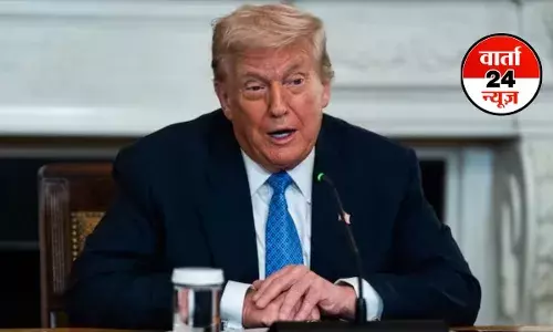 गोल्ड पर नहीं लगेगा टैरिफ...रूस यात्रा से पहले डोनाल्ड ट्रंप का बड़ा ऐलान! गोल्ड पर नहीं लगेगा टैरिफ...रूस यात्रा से पहले डोनाल्ड ट्रंप का बड़ा ऐलान!