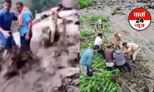 cloud burst: जम्मू-कश्मीर के किश्तवाड़ में बादल फटने से 17 की मौत, NDRF ने 50 लोगों की बचाई जान,रेस्क्यू ऑपरेशन अभी जारी cloud burst: जम्मू-कश्मीर के किश्तवाड़ में बादल फटने से 17 की मौत, NDRF ने 50 लोगों की बचाई जान,रेस्क्यू ऑपरेशन अभी जारी