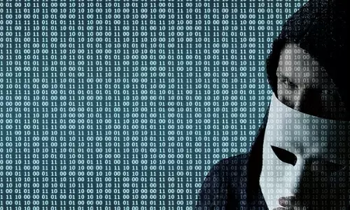 मुंबई में पूर्व बैंक कर्मचारी से दो माह में दो बार ऑनलाइन ठगी, 52 लाख गंवाए मुंबई में पूर्व बैंक कर्मचारी से दो माह में दो बार ऑनलाइन ठगी, 52 लाख गंवाए