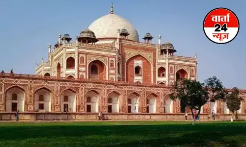 Delhi Humayun Tomb में बड़ा हादसा! मकबरे का गुंबद अचानक ढहा, 8 से 9 लोगों के दबे होने की आशंका Delhi Humayun Tomb में बड़ा हादसा! मकबरे का गुंबद अचानक ढहा, 8 से 9 लोगों के दबे होने की आशंका