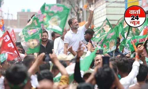 वोटर अधिकार यात्रा में एक हुए इंडिया गठबंधन के नेता! राहुल-तेजस्वी ने किए सूर्य मंदिर में दर्शन, ये यात्रा है बिहारवासियों के हितों की रक्षा के लिए... वोटर अधिकार यात्रा में एक हुए इंडिया गठबंधन के नेता! राहुल-तेजस्वी ने किए सूर्य मंदिर में दर्शन, ये यात्रा है बिहारवासियों के हितों की रक्षा के लिए...