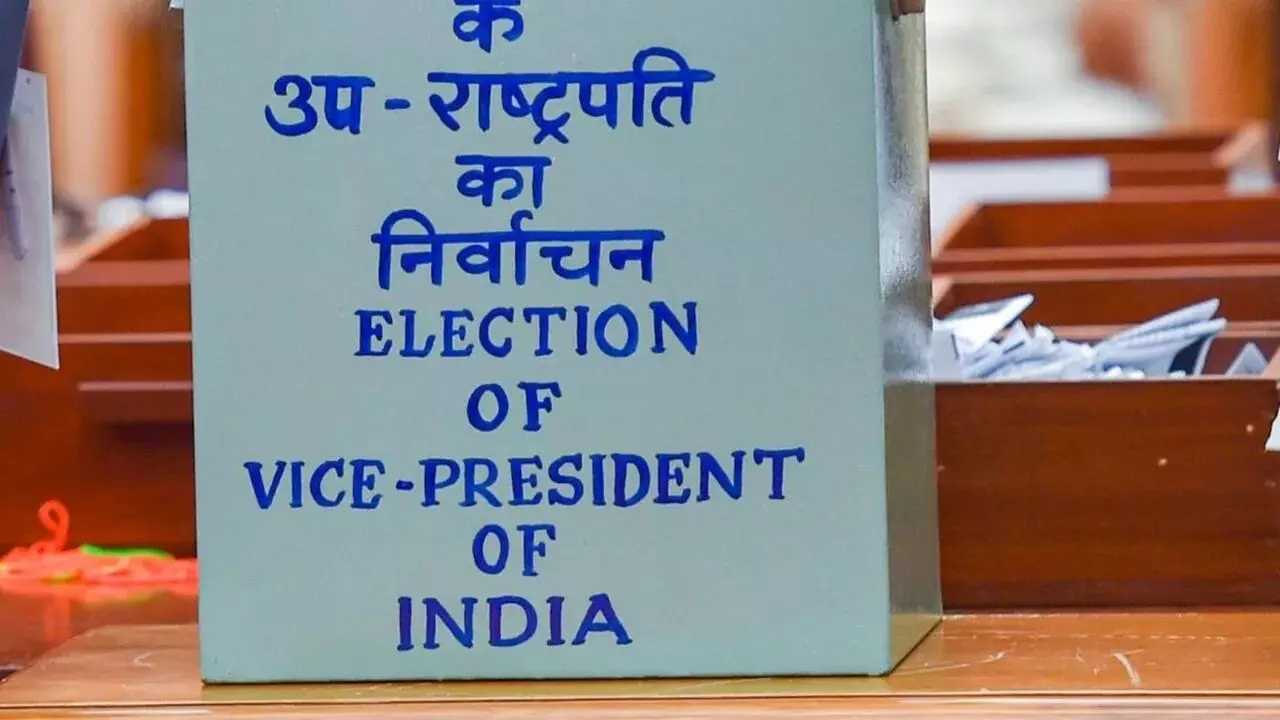उप-राष्ट्रपति चुनाव: विपक्ष उतारेगा संयुक्त उम्मीदवार, खड़गे के आवास पर मंगलवार को फैसला