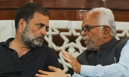 जब सड़क खामोश होती है तो संसद आवारा हो जाती है...,नामांकन दाखिल से पहले बी सुदर्शन रेड्डी ने राहुल की तारीफ कीं