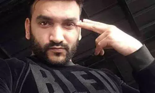 Bollywood Singer राहुल फाजिलपुरिया की हत्या करने के लिए आए तीन बदमाश मुठभेड़ के बाद गिरफ्तार Bollywood Singer राहुल फाजिलपुरिया की हत्या करने के लिए आए तीन बदमाश मुठभेड़ के बाद गिरफ्तार