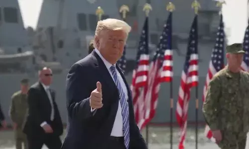 ट्रंप टैरिफ का असर: सिर्फ भारत ही नहीं, अमेरिका की अर्थव्यवस्था पर भी पड़ेगा प्रभाव – SBI की रिपोर्ट ट्रंप टैरिफ का असर: सिर्फ भारत ही नहीं, अमेरिका की अर्थव्यवस्था पर भी पड़ेगा प्रभाव – SBI की रिपोर्ट