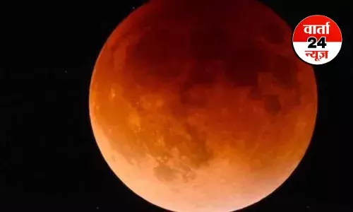 Chandra Grahan 2025: चंद्र ग्रहण पर क्या है पूजा का शुभ मुहूर्त? जानें स्नान दान का सही तरीका Chandra Grahan 2025: चंद्र ग्रहण पर क्या है पूजा का शुभ मुहूर्त? जानें स्नान दान का सही तरीका
