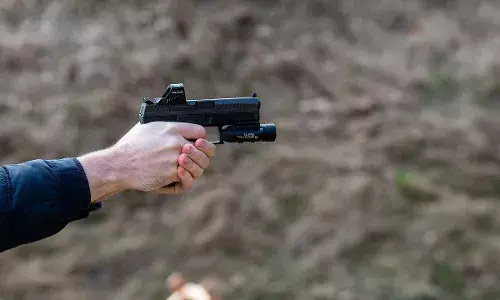 उल्हासनगर गोलीकांड: युवक गंभीर हालत में, कई आरोपियों पर केस दर्ज