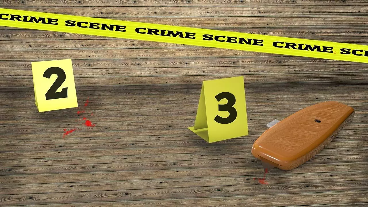 अरुणाचल प्रदेश: किशोर को गोली मारने वाला आरोपी पुलिस के सामने सरेंडर, हथियार बरामद अरुणाचल प्रदेश: किशोर को गोली मारने वाला आरोपी पुलिस के सामने सरेंडर, हथियार बरामद