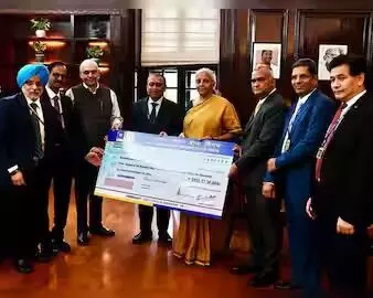 LIC ने बांटा 7,324 करोड़ रुपये का डिविडेंड! सरकार हुई मालामाल...जानें कैसे LIC ने बांटा 7,324 करोड़ रुपये का डिविडेंड! सरकार हुई मालामाल...जानें कैसे