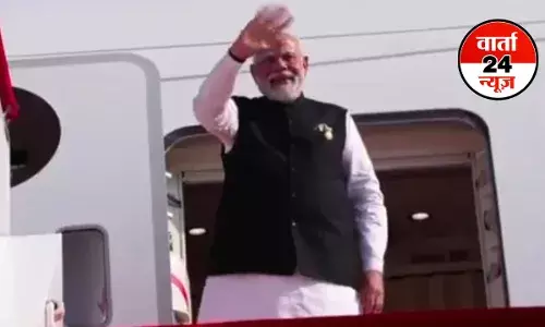 SCO Summit के बाद पीएम मोदी भारत के लिए हुए रवाना, पुतिन के साथ इन मुद्दों पर 40 मिनट तक हुई बातचीत SCO Summit के बाद पीएम मोदी भारत के लिए हुए रवाना, पुतिन के साथ इन मुद्दों पर 40 मिनट तक हुई बातचीत