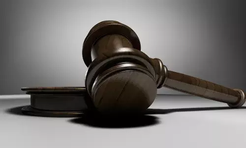 बॉम्बे हाईकोर्ट का बड़ा आदेश: 2 सितंबर तक खाली हों मुंबई की सड़कें, मराठा आरक्षण आंदोलन पर सख्ती बॉम्बे हाईकोर्ट का बड़ा आदेश: 2 सितंबर तक खाली हों मुंबई की सड़कें, मराठा आरक्षण आंदोलन पर सख्ती