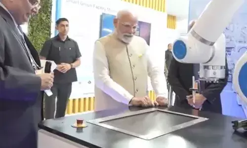 SEMICON India 2025: समिट के दूसरे दिन पहुंचे PM मोदी, कहा- देशभर में सेमीकंडक्टर पार्क्स किए जा रहे विकसित