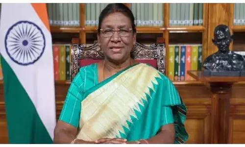 शिक्षक दिवस पर राष्ट्रपति द्रोपदी मुर्मू ने 75 शिक्षकों को दिया राष्ट्रीय पुरस्कार, किया सम्मानित शिक्षक दिवस पर राष्ट्रपति द्रोपदी मुर्मू ने 75 शिक्षकों को दिया राष्ट्रीय पुरस्कार, किया सम्मानित