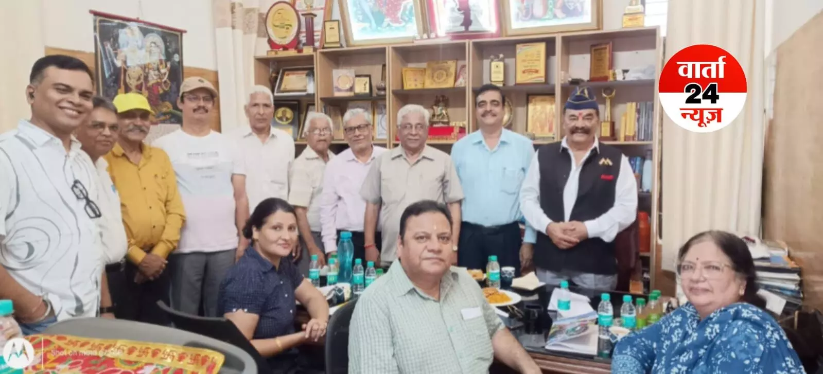 कोरवा-यूपी की चेतावनी! यदि गृह कर वृद्धि वापस नहीं हुई तो आज के जनप्रतिनिधियों का यह अंतिम कार्यकाल हो सकता है कोरवा-यूपी की चेतावनी! यदि गृह कर वृद्धि वापस नहीं हुई तो आज के जनप्रतिनिधियों का यह अंतिम कार्यकाल हो सकता है