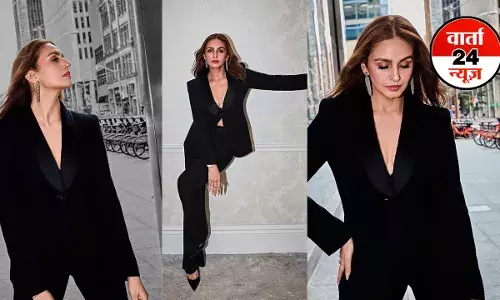 हुमा कुरैशी ने अपने नए लुक से फैंस को बनाया दिवाना! भाई ने किया मजेदार कमेंट कहा- जॉलाइन इतनी तीखी है कि सब्जियां काट सकती है हुमा कुरैशी ने अपने नए लुक से फैंस को बनाया दिवाना! भाई ने किया मजेदार कमेंट कहा- जॉलाइन इतनी तीखी है कि सब्जियां काट सकती है