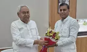 Bihar Election 2025: नीतीश कुमार ने किया खेल! इस सीट पर उतार दिया उम्मीदवार, जानें एनडीए की सीट बंटवारे को लेकर कब होगी बैठक Bihar Election 2025: नीतीश कुमार ने किया खेल! इस सीट पर उतार दिया उम्मीदवार, जानें एनडीए की सीट बंटवारे को लेकर कब होगी बैठक