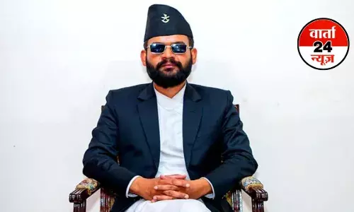 NEPAL: ओली के इस्तीफे के बाद बालेन शाह को पीएम बनाने की मांग उठी, जानें कौन हैं बालेन शाह NEPAL: ओली के इस्तीफे के बाद बालेन शाह को पीएम बनाने की मांग उठी, जानें कौन हैं बालेन शाह