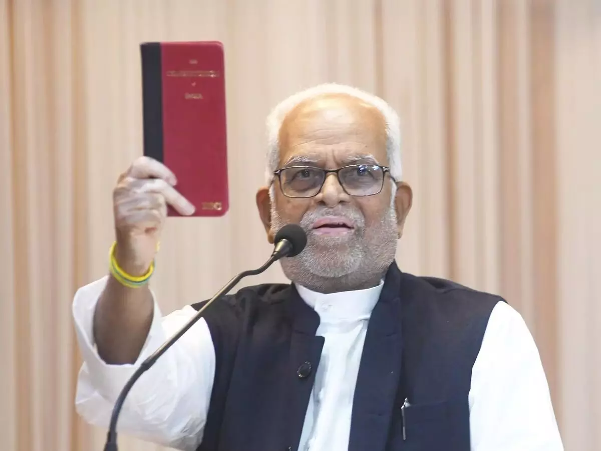 वोटिंग से पहले किस बात से नाराज हुए सुदर्शन रेड्डी, कर डाला यह बड़ा दावा, जानें क्या वोटिंग से पहले किस बात से नाराज हुए सुदर्शन रेड्डी, कर डाला यह बड़ा दावा, जानें क्या