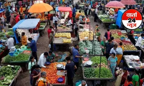 Retail Inflation: आम आदमी की जेब पर पड़ी महंगाई की मार, अगस्त में 2.07% बढ़ी दर, जानें वजह