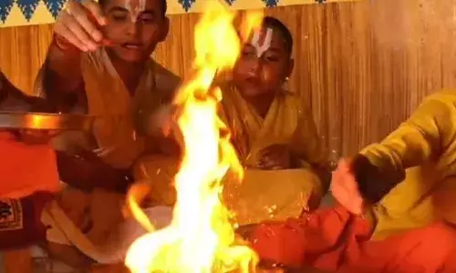 INDIA -PAK: भारत-पाक मैच से पहले प्रयागराज में विशेष यज्ञ हवन! टीम इंडिया की जीत के लिए वैदिक मंत्रों का गूंजन INDIA -PAK: भारत-पाक मैच से पहले प्रयागराज में विशेष यज्ञ हवन! टीम इंडिया की जीत के लिए वैदिक मंत्रों का गूंजन