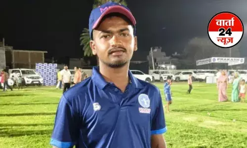 युवक की हत्या पर भड़के ग्रामीण, परिजनों ने पथराव किया, कई पुलिसकर्मी घायल युवक की हत्या पर भड़के ग्रामीण, परिजनों ने पथराव किया, कई पुलिसकर्मी घायल