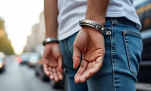 लातूर रोड रेज में युवक की चाकू मारकर हत्या, एक आरोपी गिरफ्तार, तीन फरार