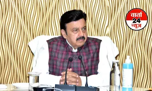 हरियाणा के कैबिनेट मंत्री के सरकारी आवास पर तैनात पुलिस कांस्टेबल ने किया सुसाइड, जांच में जुटी पुलिस हरियाणा के कैबिनेट मंत्री के सरकारी आवास पर तैनात पुलिस कांस्टेबल ने किया सुसाइड, जांच में जुटी पुलिस