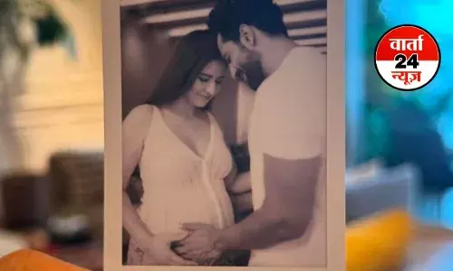 कैटरीना कैफ और विक्की कौशल के घर जल्द ही गुंजेगी किलकारी, एक्ट्रेस ने फैंस के साथ शेयर की खुशखबरी कैटरीना कैफ और विक्की कौशल के घर जल्द ही गुंजेगी किलकारी, एक्ट्रेस ने फैंस के साथ शेयर की खुशखबरी