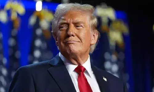 ट्रंप का एक और ट्रैरिफ वार! ग्लोबल मार्केट में कोहराम! भारत की इन 5 फार्मा कंपनियों के शेयर बिखरे ट्रंप का एक और ट्रैरिफ वार! ग्लोबल मार्केट में कोहराम! भारत की इन 5 फार्मा कंपनियों के शेयर बिखरे