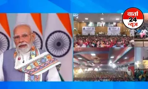 पीएम मोदी ने बिहार चुनाव से पहले आधी आबादी को किया गदगद! 75 लाख महिलाओं के बैंक खातों में 7,500 करोड़ रुपये पीएम मोदी ने बिहार चुनाव से पहले आधी आबादी को किया गदगद! 75 लाख महिलाओं के बैंक खातों में 7,500 करोड़ रुपये