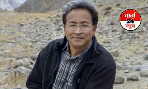 सोनम वांगचुक की गिरफ्तारी के बाद लेह में इंटरनेट सेवा बंद, हुई थी चार की मौत