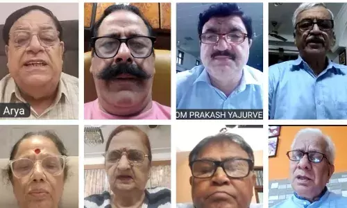 श्राद्ध तर्पण का वैदिक स्वरूप विषय पर गोष्ठी सम्पन्न, जीवित माता पिता की सेवा सच्चा श्राद्ध है: सुधीर बंसल श्राद्ध तर्पण का वैदिक स्वरूप विषय पर गोष्ठी सम्पन्न, जीवित माता पिता की सेवा सच्चा श्राद्ध है: सुधीर बंसल