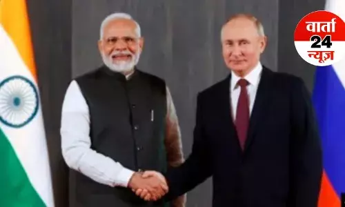 PM मोदी ने पुतिन से फोन पर की बातचीत, नाटो चीफ का दावा- भारत पर लगे टैरिफ से रूस पर बुरा प्रभाव PM मोदी ने पुतिन से फोन पर की बातचीत, नाटो चीफ का दावा- भारत पर लगे टैरिफ से रूस पर बुरा प्रभाव