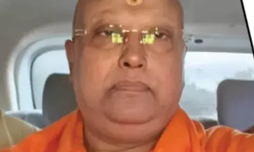 छात्राओं से यौन उत्पीड़न का फरार आरोपी चैतन्यानंद सरस्वती को दिल्ली पुलिस ने आगरा से किया गिरफ्तार, जानें पूरा मामला छात्राओं से यौन उत्पीड़न का फरार आरोपी चैतन्यानंद सरस्वती को दिल्ली पुलिस ने आगरा से किया गिरफ्तार, जानें पूरा मामला