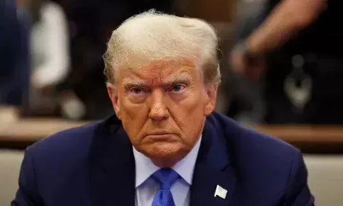 अमेरिका में शटडाउन काल! बंद हो सकते हैं सरकारी दफ्तर, क्या कहता है अमेरिकी कानून अमेरिका में शटडाउन काल! बंद हो सकते हैं सरकारी दफ्तर, क्या कहता है अमेरिकी कानून