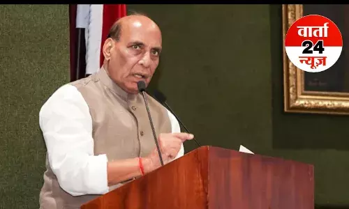 रक्षामंत्री राजनाथ सिंह ने पाकिस्तान को दी चेतावनी! कहा–अब हिमाकत की तो इतिहास और भूगोल बदल दिया जाएगा, जानें सर क्रीक को लेकर क्या कहा रक्षामंत्री राजनाथ सिंह ने पाकिस्तान को दी चेतावनी! कहा–अब हिमाकत की तो इतिहास और भूगोल बदल दिया जाएगा, जानें सर क्रीक को लेकर क्या कहा
