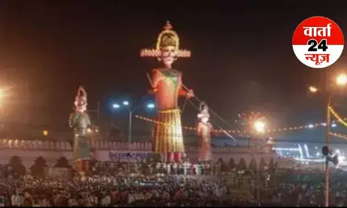 Ramleela : दशहरा के अवसर पर जलेगा पहलगाम के आतंकियों का पुतला, PM समेत कई दिग्गज नेता और फिल्मी हस्तियां होंगे मौजूद, जानें कौन-कौन Ramleela : दशहरा के अवसर पर जलेगा पहलगाम के आतंकियों का पुतला, PM समेत कई दिग्गज नेता और फिल्मी हस्तियां होंगे मौजूद, जानें कौन-कौन