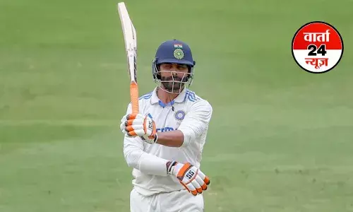 टेस्ट मैच में रवींद्र जडेजा का शानदार फार्म, शतकीय पारी खेल इस मामले में की धोनी की बराबरी