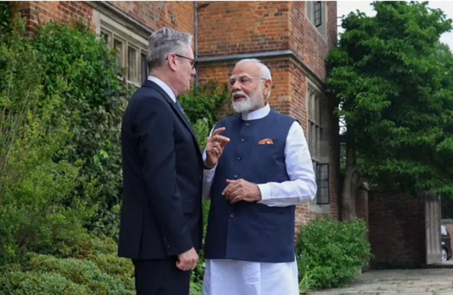 8 अक्टूबर को भारत दौरे पर आएंगे ब्रिटेन के प्रधानमंत्री कीर स्टार्मर, स्वागत की तैयारी शुरू 8 अक्टूबर को भारत दौरे पर आएंगे ब्रिटेन के प्रधानमंत्री कीर स्टार्मर, स्वागत की तैयारी शुरू