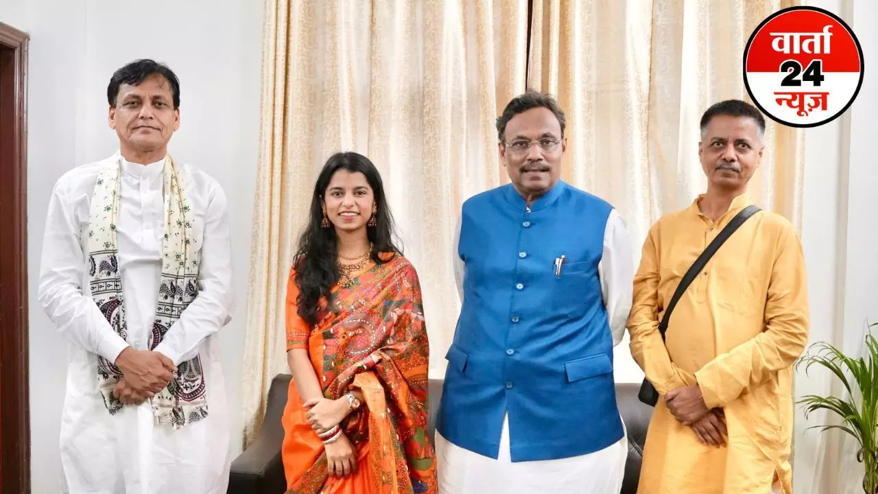 लोकगायिका मैथिली ठाकुर बिहार चुनाव में आजमाएंगी हाथ! बीजेपी की टिकट पर लड़ सकती हैं चुनाव, जानें क्यों हो रही है इस बात की चर्चा