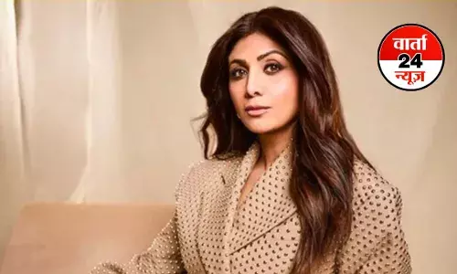 शिल्पा शेट्टी की बढ़ीं मुश्किलें, EOW ने अभिनेत्री से की करीब साढ़े 4 घंटे पूछताछ, जानें क्या है मामला शिल्पा शेट्टी की बढ़ीं मुश्किलें, EOW ने अभिनेत्री से की करीब साढ़े 4 घंटे पूछताछ, जानें क्या है मामला