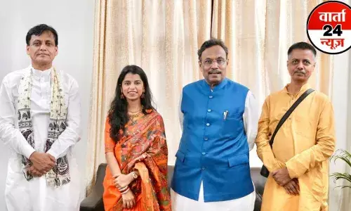 लोकगायिका मैथिली ठाकुर के चुनावी मैदान में उतरने की अटकलों के बीच आया पहला बयान, इस सीट से चुनाव लड़ने की जताई इच्छा लोकगायिका मैथिली ठाकुर के चुनावी मैदान में उतरने की अटकलों के बीच आया पहला बयान, इस सीट से चुनाव लड़ने की जताई इच्छा