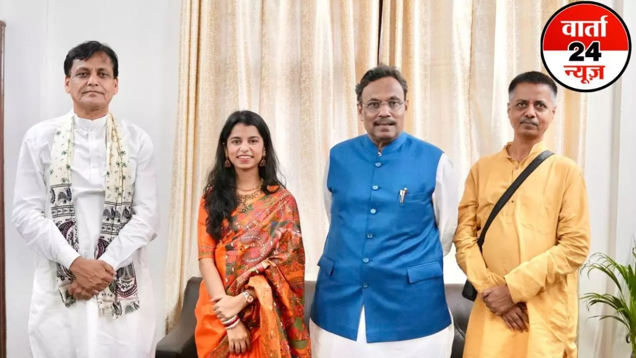 लोकगायिका मैथिली ठाकुर के चुनावी मैदान में उतरने की अटकलों के बीच आया पहला बयान, इस सीट से चुनाव लड़ने की जताई इच्छा