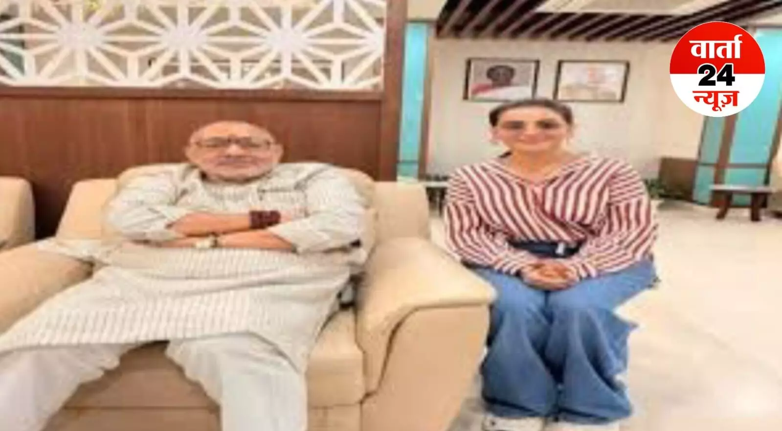 अब चुनावी बिसात पर पवन सिंह और अक्षरा सिंह आमने-सामने! अक्षरा ने की गिरिराज सिंह से मुलाकात, जानें क्या खिल रहा है गुल