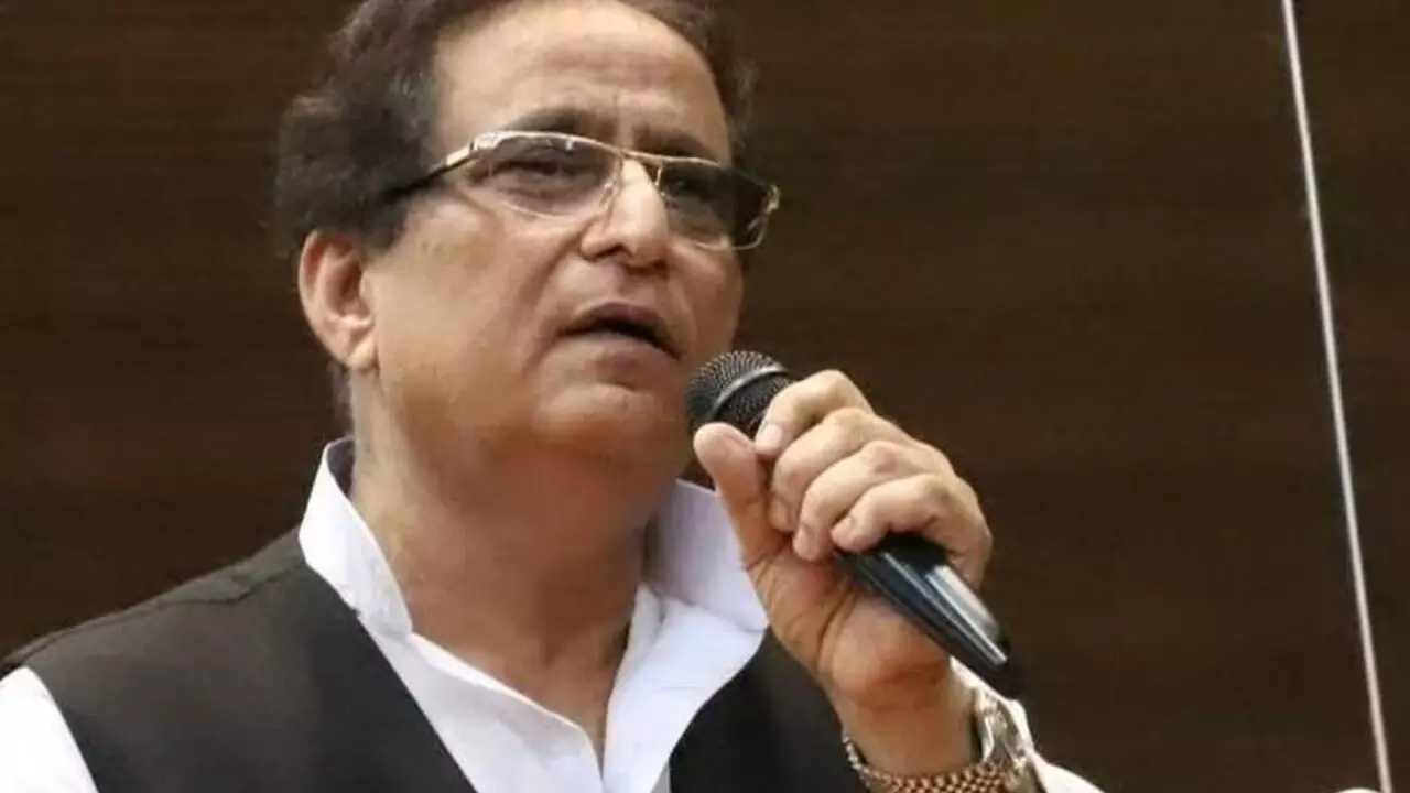अखिलेश यादव से मिलने से पहले आजम खां का तंज – ‘सुना है आ रहे हैं, मुझसे ही मिलेंगे और सिर्फ मुझसे ही’