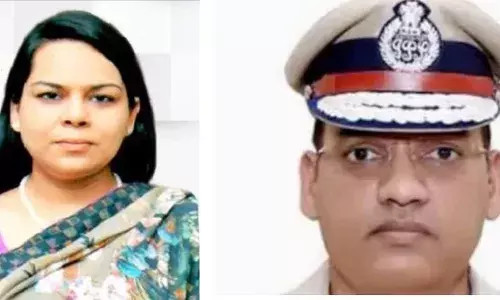 दिवंगत ADGP वाई.पुरन कुमार की IAS पत्नी ने CM को लिखा पत्र, DGP शत्रुजीत कपूर पर लटकी तलवार, जानें पूरा मामला दिवंगत ADGP वाई.पुरन कुमार की IAS पत्नी ने CM को लिखा पत्र, DGP शत्रुजीत कपूर पर लटकी तलवार, जानें पूरा मामला