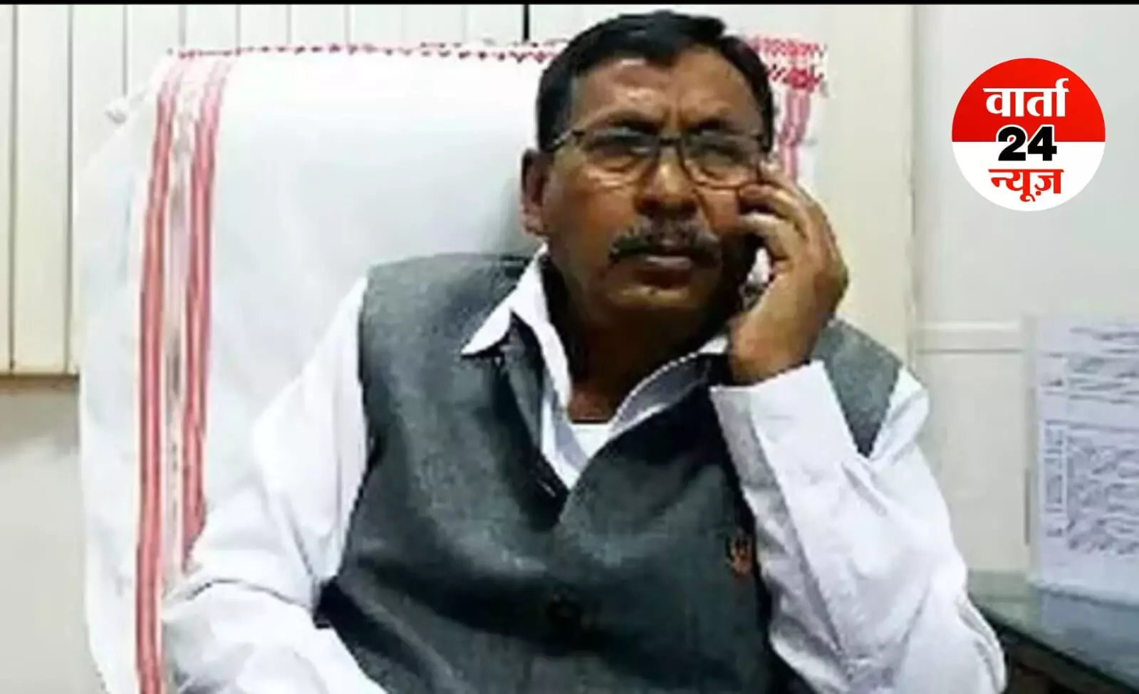 असम में भाजपा को लगा झटका, पूर्व केंद्रीय मंत्री राजेन गोहेन ने 17 सदस्यों संग दिया इस्तीफा असम में भाजपा को लगा झटका, पूर्व केंद्रीय मंत्री राजेन गोहेन ने 17 सदस्यों संग दिया इस्तीफा